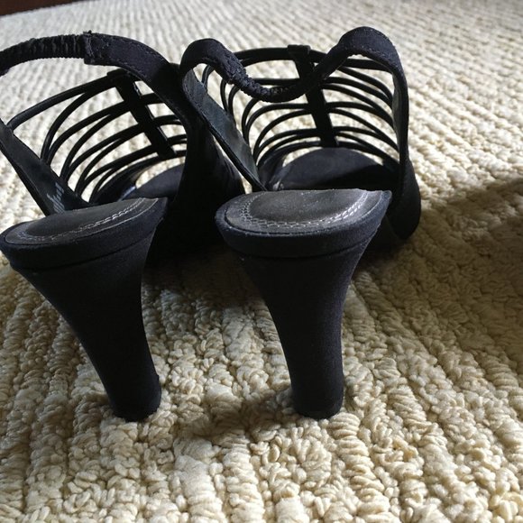 Women's heels, New and Like-new - Picture 5 of 9